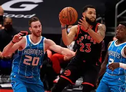 九游体育下载-多伦多猛龙训练开放日；今晚主帅复盘引欢呼；社区盾在即；轮换策略成焦点(nba多伦多猛龙队)